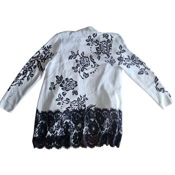 Chico's Open Front Floral Cardigan Sweater Sz 2 (L/XL) Lace Hem Feminine Chic - Picture 9 of 16